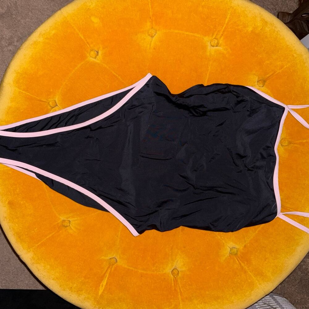 Black Pink Trim Cutout One-Piece Swimsuit Size Medium